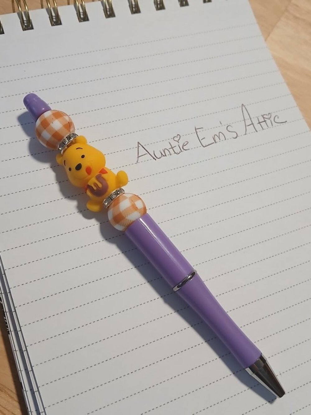 Teddy Bewar beaded pen